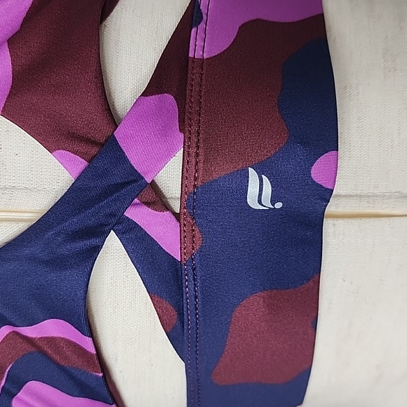 FABLETICS WOMAN'S SPORTS BRA - Picture 7 of 9